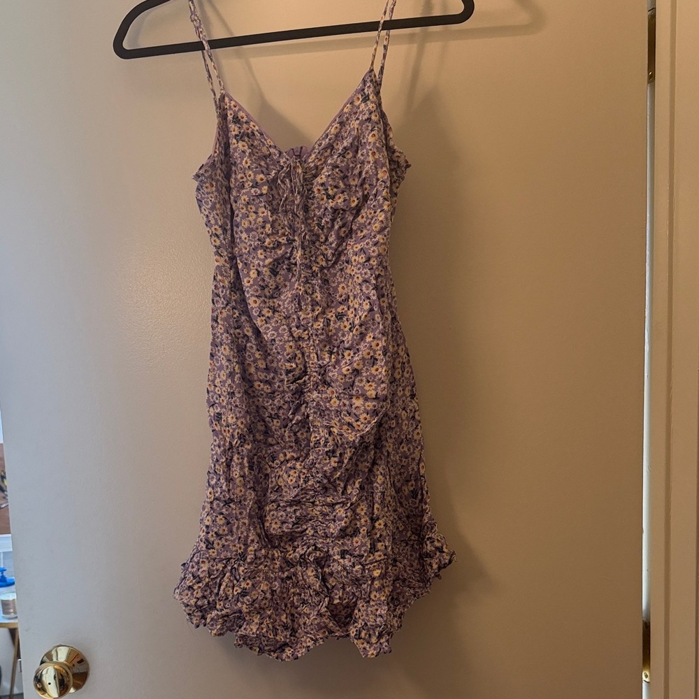 Chic Floral Mini Dress in Purple